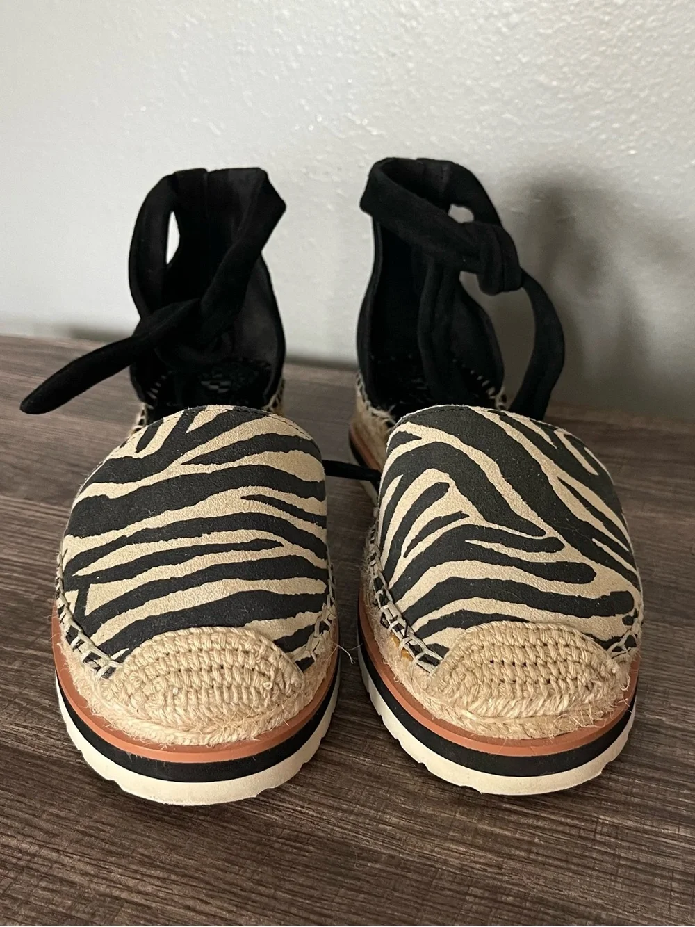 Vince Camuto Black Zebra Espadrille Lace-Up Platform Sandals